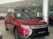 Bán xe Mitsubishi Outlander 7 chỗ, màu trắng, nhập khẩu chính hãng