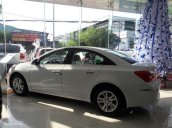 Cần bán Chevrolet Cruze LT mới 100%, đủ màu, ngân hàng hỗ trợ 100% giá trị xe