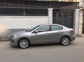 Nhà mình cần bán xe Mazda 3S 2015 màu xám bạc, số tự động