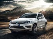 Dòng SUV nhập Đức Volkswagen Touareg 3.6l GP, màu trắng ngọc trai. Ưu đãi tốt cho 20 KH đầu tiên - LH 0902608293