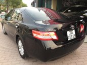 Cần bán xe Toyota Camry 2.4 đời 2010, màu đen, nhập khẩu chính hãng, giá chỉ 830 triệu