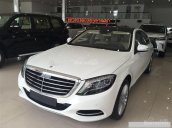 Bán xe Mercedes đời 2016, màu trắng 