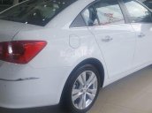 Bán xe Chevrolet Cruze LTZ mới đời 2017, màu trắng, giá hấp dẫn