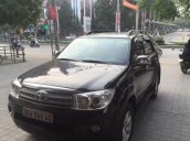 Cần bán gấp Toyota Fortuner đời 2009, màu đen giá cạnh tranh