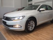 Giá xe Passat GP màu trắng ngọc trai, giá tốt nhất thị trường LH Hương: 0902608293