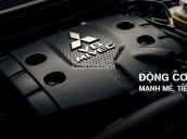 Bán xe Mitsubishi Pajero Sport sản xuất 2017, màu bạc, nhập khẩu chính hãng