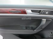 Volkswagen Touareg 3.6l FSI V6, đời 2016, màu nâu, tặng BHVC+3M. LH Hương: 0902.608.293
