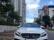 Bán ô tô Mercedes C250 AMG đời 2015, màu trắng giá cạnh tranh