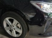 Bán xe Toyota Camry Q sản xuất 2016, màu đen ít sử dụng