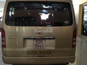 Cần bán Toyota Hiace đời 2009, màu kem (be) số sàn