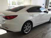 Cần bán Mazda 6 sản xuất 2016, màu trắng, nhập khẩu