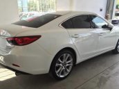 Cần bán Mazda 6 sản xuất 2016, màu trắng, nhập khẩu