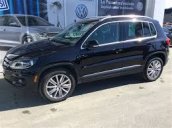 Volkswagen Tiguan 2.0 TSI. 4 Motion đời 2016, màu đen, tặng 50 triệu, hỗ trợ trả góp 80%. LH Hương 0902.608.293