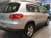 Bán xe Volkswagen Tiguan 2.0l TSI 2016, màu bạc, xe nhập khẩu Đức. LH Hương 0902.608.293