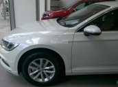 Giá xe Passat GP màu trắng ngọc trai, giá tốt nhất thị trường LH Hương: 0902608293