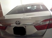 Cần bán Toyota Camry 2.5Q đời 2015, màu bạc, xe nhập