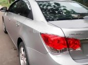 Bán Chevrolet Cruze LS 1.6MT 2011, màu bạc chính chủ