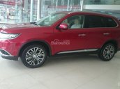 Bán Mitsubishi Outlander 2.0 CVT đời 2018, màu đỏ, Bán xe 7 chỗ Mitsubishi, giao ngay