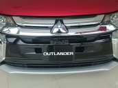 Bán Mitsubishi Outlander 2.0 CVT đời 2018, màu đỏ, Bán xe 7 chỗ Mitsubishi, giao ngay