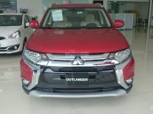 Bán Mitsubishi Outlander 2.0 CVT đời 2018, màu đỏ, Bán xe 7 chỗ Mitsubishi, giao ngay