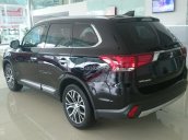 Bán xe Outlander 2 cầu màu đen. Xe mitsubishi 7 chỗ 2 cầu Outlander 4x4