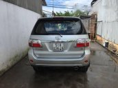 Cần bán lại xe Toyota Fortuner sản xuất 2010