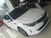 Báo giá Kia Optima đời 2017, màu trắng giá kịch sàn