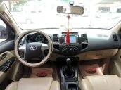 Cần bán xe Toyota Fortuner G đời 2014, màu bạc, biển Hà Nội