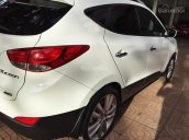 Xe Hyundai Tucson đời 2010, màu trắng, xe nhập như mới