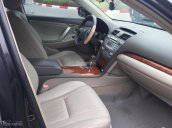 Cần bán Toyota Camry 2.4G đời 2010, màu đen