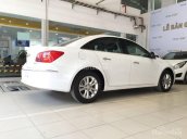 Chevrolet Cruze LTZ năm 2017, màu trắng, giá 699tr, đẳng cấp tiên phong