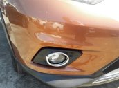 Bán ô tô Nissan X trail 2017 Mid, màu cam