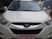 Cần bán xe cũ Hyundai Tucson sản xuất 2010, màu trắng, nhập khẩu chính hãng, giá 670tr