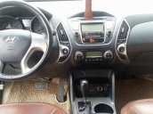 Cần bán xe cũ Hyundai Tucson sản xuất 2010, màu trắng, nhập khẩu chính hãng, giá 670tr