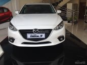 Bán Mazda 3 đời 2017, màu trắng khuyến mãi lớn hỗ trợ trả góp 80% giá trị xe liên hệ 0903201016