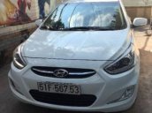 Cần bán lại xe Hyundai Accent đời 2015, màu trắng như mới