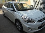 Cần bán lại xe Hyundai Accent đời 2015, màu trắng như mới