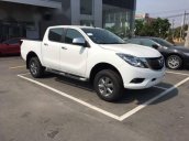 Ngọc Mazda cần bán xe Mazda BT 50 đời 2016, màu trắng, nhập khẩu chính hãng, giá 674tr