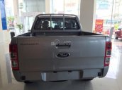 Bán xe Ford Cao Bằng giá rẻ với Ranger XL 2 cầu số sàn màu bạc, hỗ trợ trả góp 80%, lãi suất 0.6%/ tháng