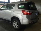 Bán Isuzu mu-X (4X2) AT đời 2017, màu bạc, nhập khẩu nguyên chiếc, giá 860tr