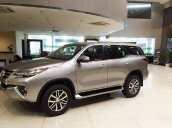 Bán ô tô Toyota Fortuner AT năm 2017, màu trắng