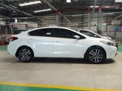 Bán xe Kia K3 1.6 AT năm 2017, hỗ trợ vay trả góp 85%, lãi suất thấp giá chỉ từ 564tr