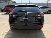 Bán xe Mazda 3 AT Hatchback màu đen đời 2017 mới 100%, giá tốt tại Mazda Lê Văn Lương - Hotline: 0912879858 - 0976834599