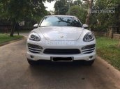 Xe Porsche Cayenne năm 2011, màu trắng, nhập khẩu