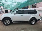 Cần bán gấp Mitsubishi Pajero Sport đời 2011, màu trắng số tự động