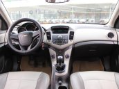 Bán xe Chevrolet Cruze LS đời 2011, màu đen, giá thương lượng