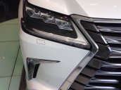 Lexus Trung Tâm Sài Gòn cần bán Lexus LX 570 5.7L AT đời 2017, màu trắng