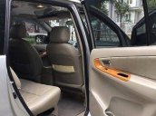 Xe Toyota Innova V AT đời 2008, màu bạc  