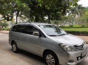 Xe Toyota Innova V AT đời 2008, màu bạc  