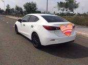 Gia đình bán xe Mazda 3 đời 2015, màu trắng như mới, giá chỉ 660 triệu